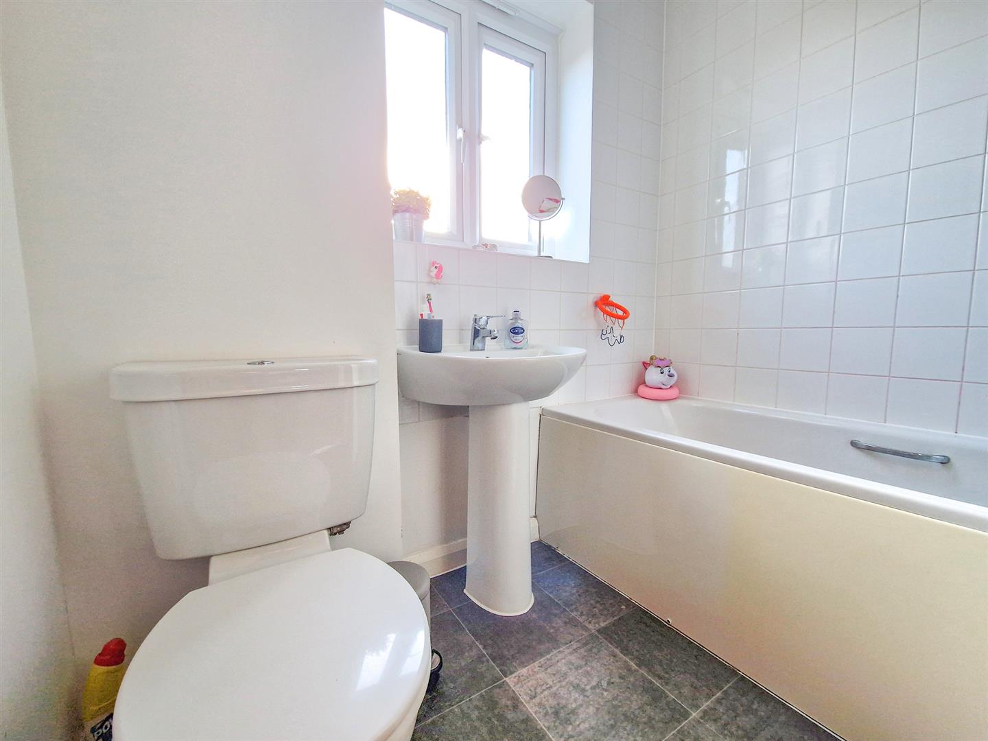 Northwick Close, Great Denham, Bedford